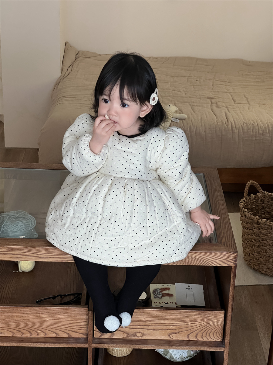 Baby otoño-invierno conjunto de ropa infantil coreana 2024 nueva ropa de bebé gruesa niñas más bolsa de terciopelo ropa de invierno