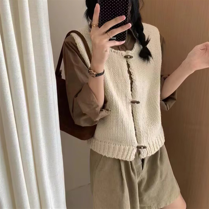 复古牛角扣设计感针织马甲女2025年秋季新款显瘦百搭背心上衣女潮|undefined