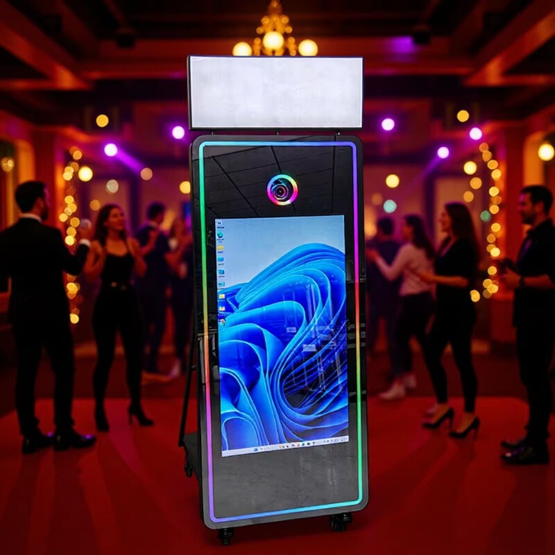 Mirror Photobooth Is a Popular Cross-Border Rental Option for Instant Photo Printing at Holidays and Weddings