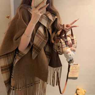 Plutocrat's Little Daughter Double-Sided Cashmere Tassel Plaid Coat Winter Shawl Cape Coat