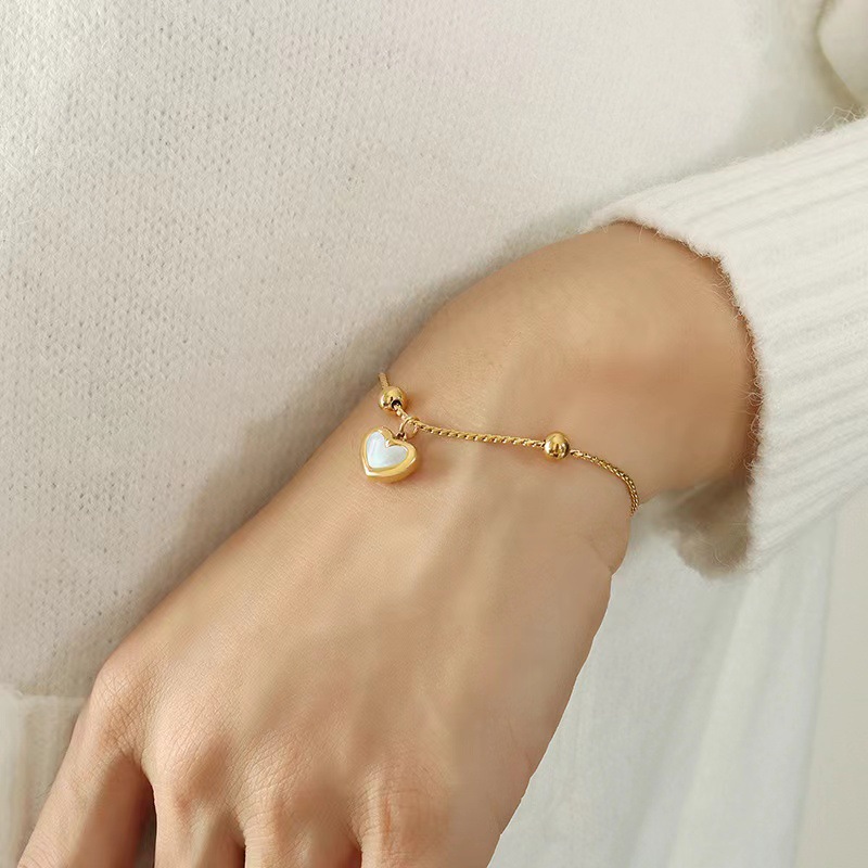 Bracelets Classification 1 Piece Quantity Titanium Steel Elegant Simple Style Heart Shape Plating Inlay Shell Bracelets