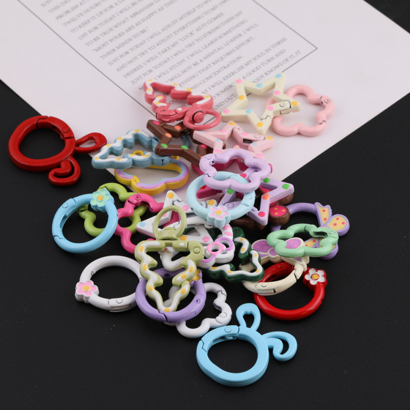 かわいいペイントハローキティクリスマスツリースプリングコイル diy 手作りバッグキーホルダージュエリー材料アクセサリー|undefined