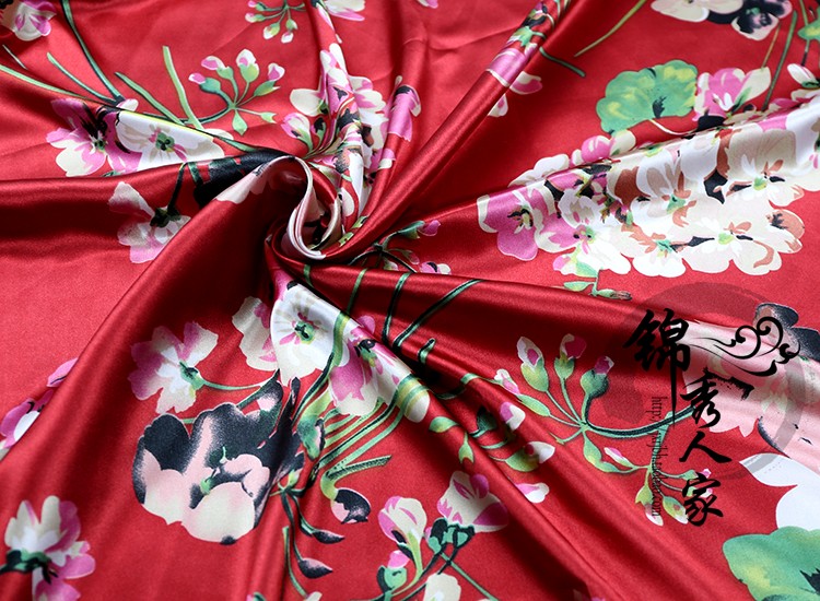 tela de seda impresa de flores tela de seda ropa antigua tela de prenda de ropa china tela de impresión de flores de plantas DIY
