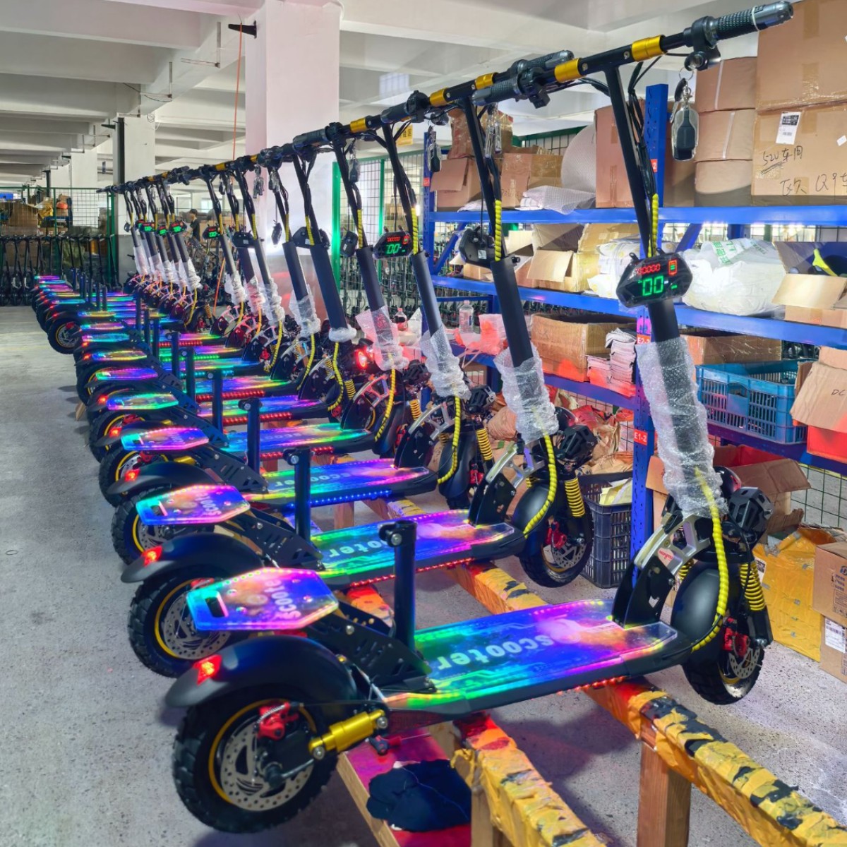 10 düymlük işıqlı akril qatlanan elektrik skuteri