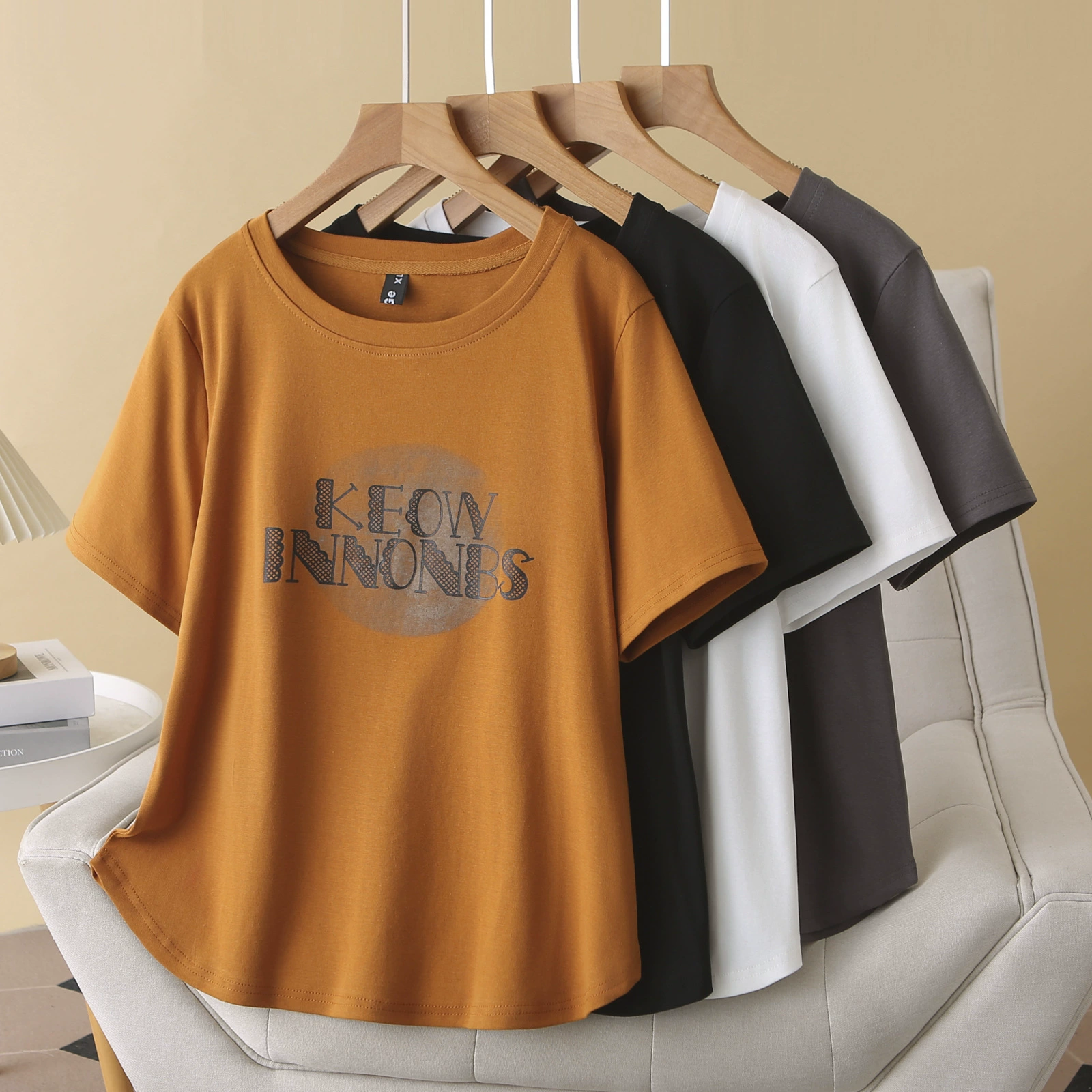 2025 новый летний стиль, большой размер, футболка из чесаного хлопка с короткими рукавами и принтом для полных женщин, модный универсальный свободный повседневный топ 949