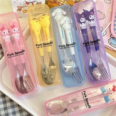 女の子の漫画のクロミの箱のステンレスの赤ちゃんのスプーンとフォークの食事の食器のセットの子供の子供の形の食器
