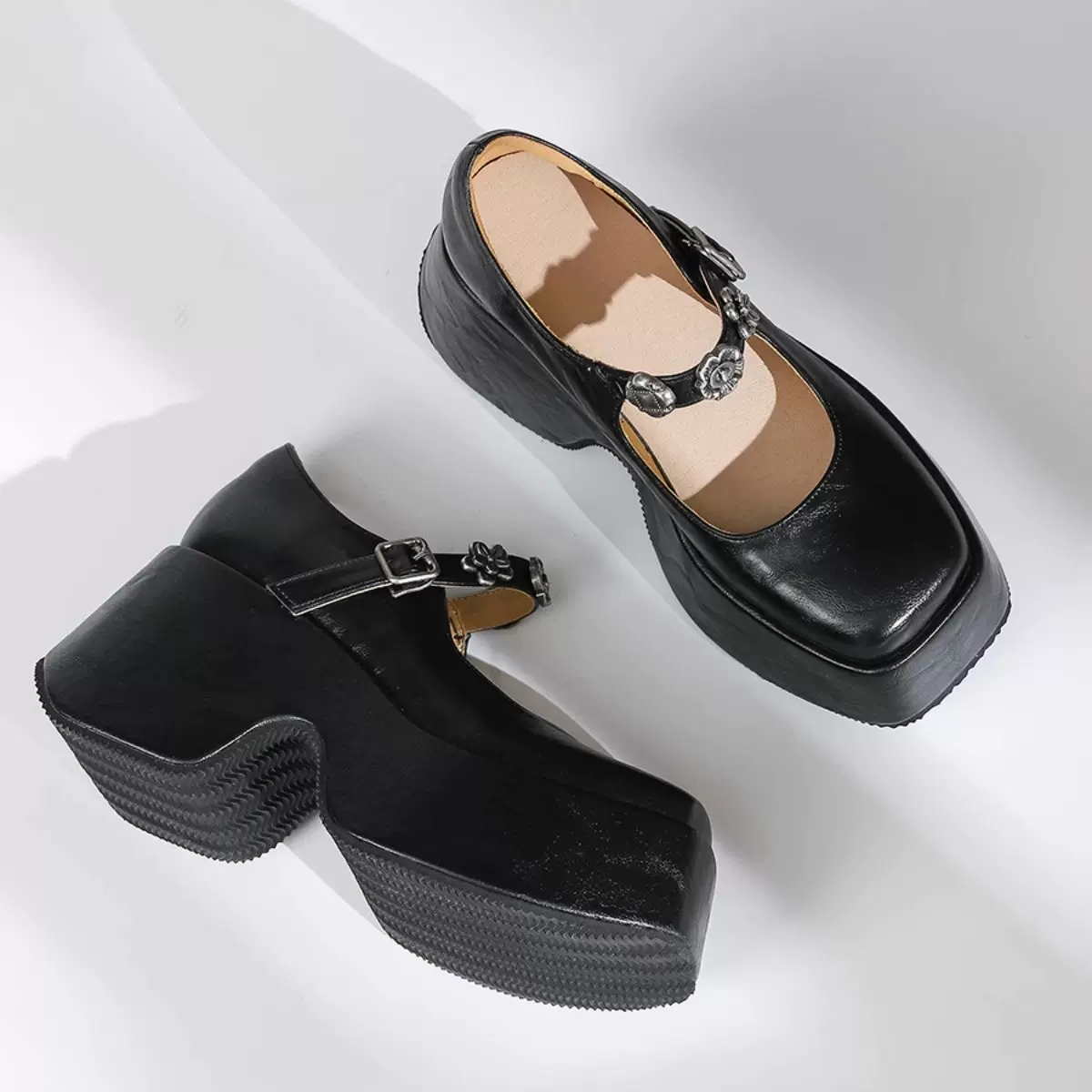 法式高跟玛丽珍单鞋女粗跟女鞋子2025年新款方头复古水钻带小皮鞋