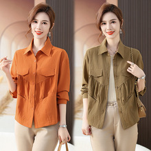 妈妈装春秋休闲减龄衬衫薄款中老年女装短外套小个子女士夹克上衣