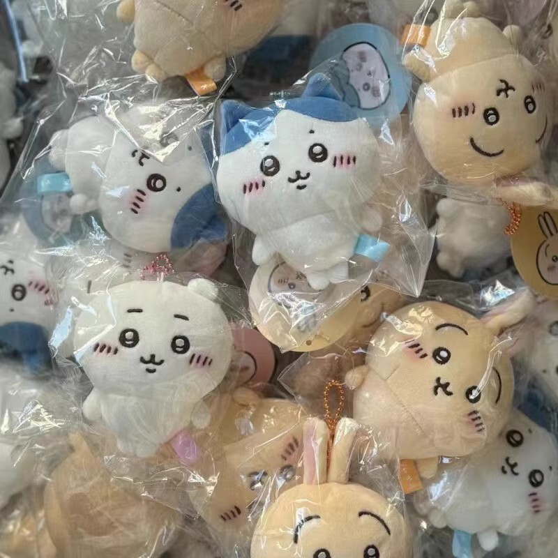 日版自嘲熊chiikawawa吉伊卡わぁ公仔小足ウサチ小八ストラップかわいいぬいぐるみ|undefined