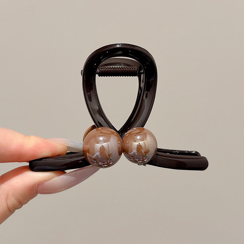 11#Clip pequeño perla marrón rojo