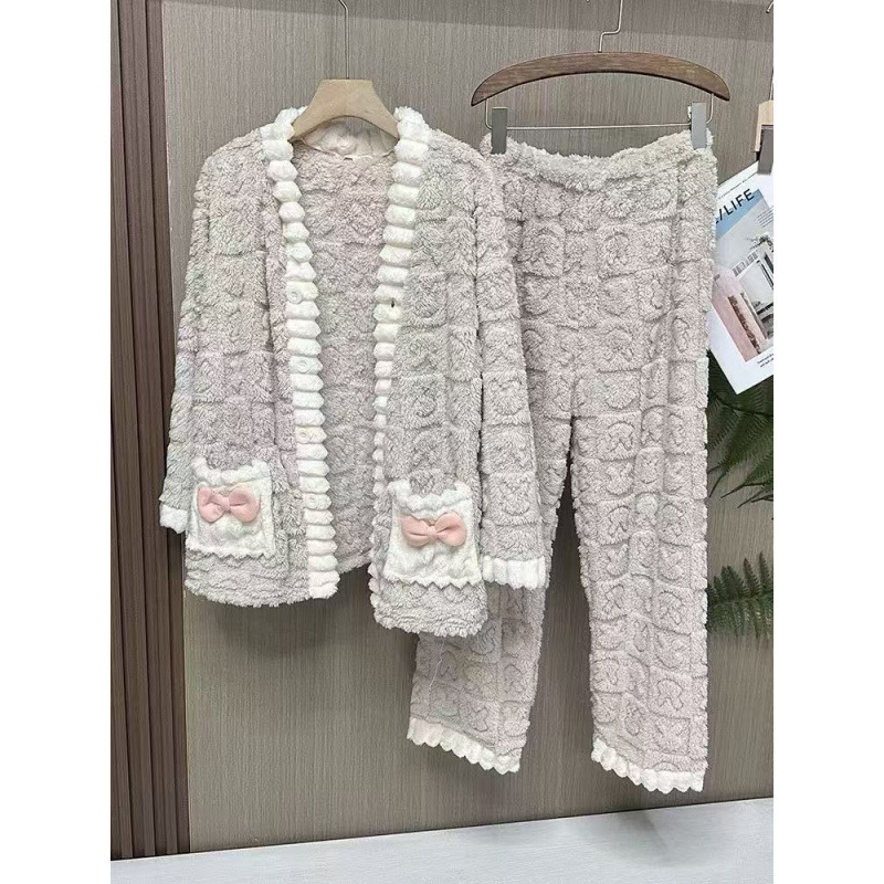 Rabbit head pattern (khaki)