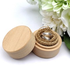 木製円形リングボックスクリエイティブ彫刻結婚婚約ボックス卸売クロスボーダー工芸品アクセサリー包装