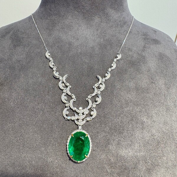 Organic necklace