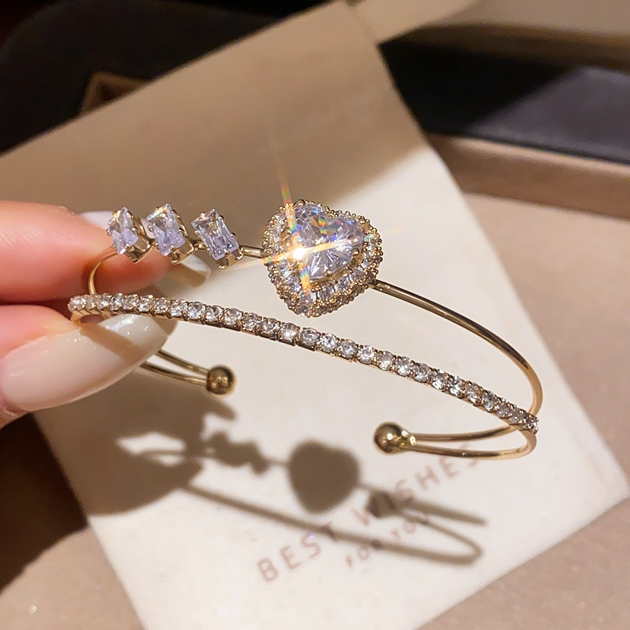 El temperamento francés arco de zircon pulsera de doble capa dulce ins pulsera de viento lujoso ligero de alto nivel sensación de joyas versátiles para mujeres