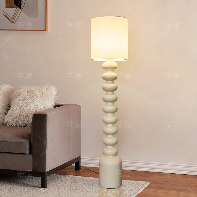 Sili style floor lamp designer retro bedroom bedside lamp living room hotel club sofa side decorative lamps Sili style floor lamp designer retro bedroom bedside lamp living room hotel club sofa side decorative lamps