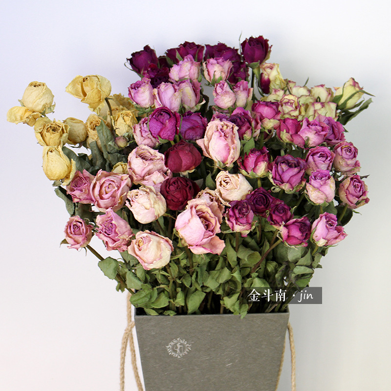 Rose Dried Flower Natural True Flower Yunnan Dried Flower Factory Straight Hair Taobao Home Shop Homestay Soft Flower Material Wholesale