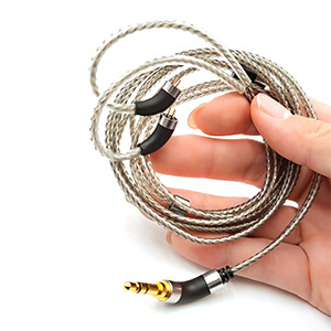 OKCSC IEM auricular Cable de actualización 2 pin 0,78mm pin MMCX cable del auricular con cable 2.5 4,4mm Cable de equilibrio