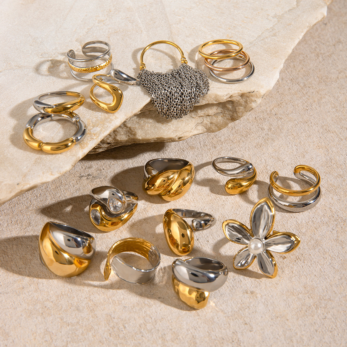 Wanxing joyas transfronterizas oro y plata de dos colores galvanoplastia simple anillo retrógrado anillo francés joyas de mano anillo brillante