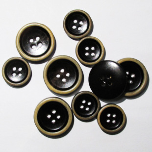 ��ɫ�A�ΠC߅ţ���o�����b�~�۴��¿���ѝ�o�۱������r����BUTTON