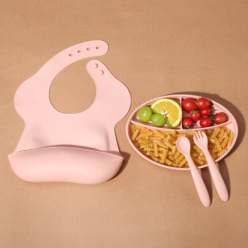 분리 된 접시 + 포크 스푼 + 턱받이 핑크