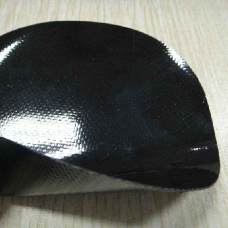 供应双面亮面PVC夹网布  (1000D*1000D*20*20 )