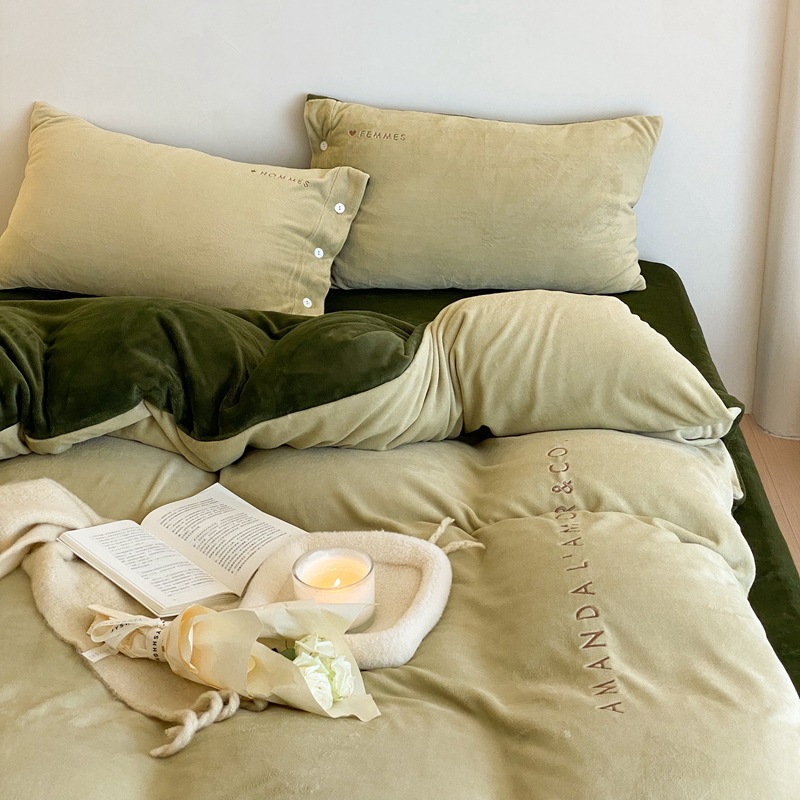 아만다카다몬 그린