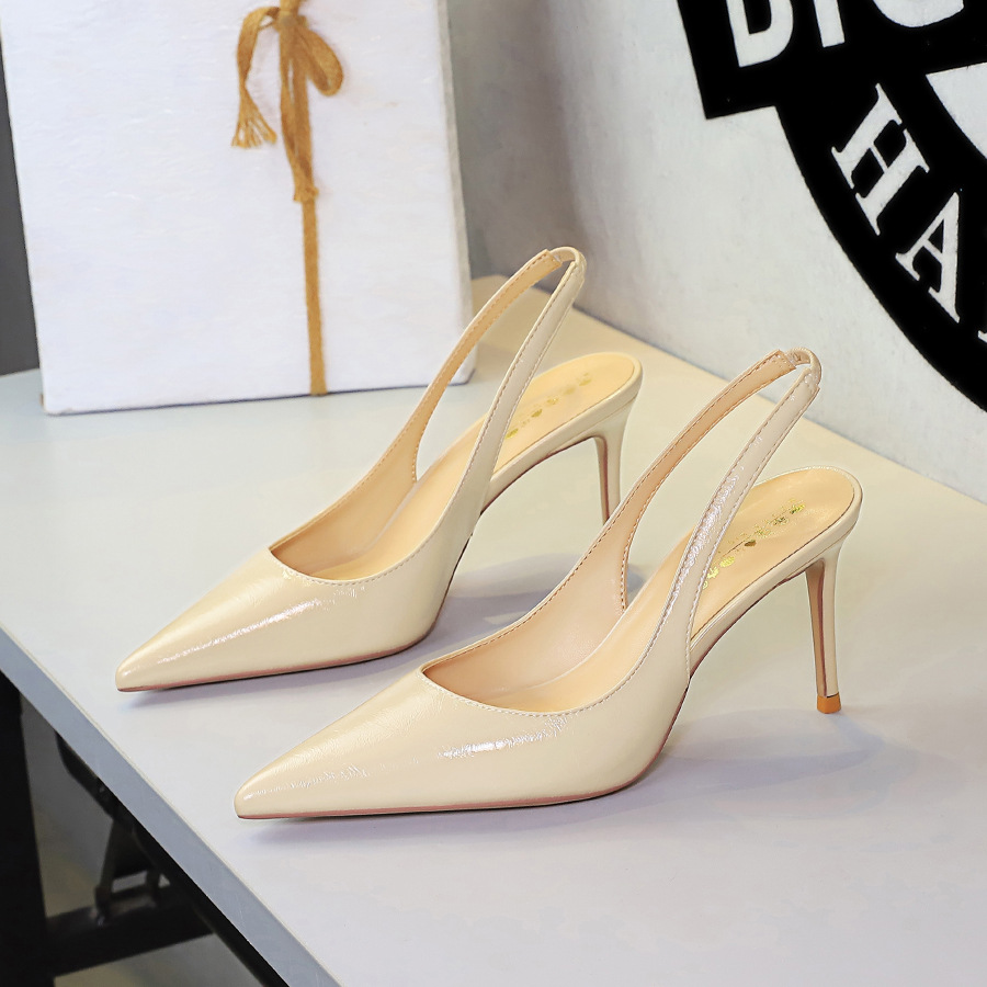 1370 European and American sexy high-end feeling Pana oil leather high heels for women with pointed toes, shallow mouth, empty back strap, slim heel sandals
