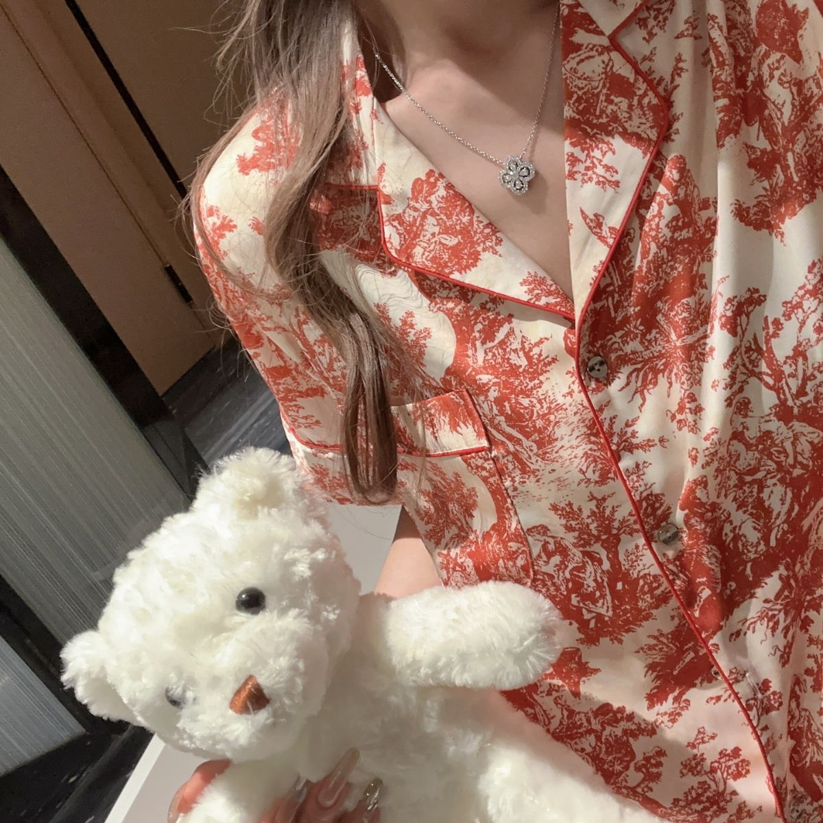 [Fujia oro corto largo] Año Nuevo Zodiaco rojo año desgaste hogar temperamento impresión nicho de seda de hielo pijamas de lujo