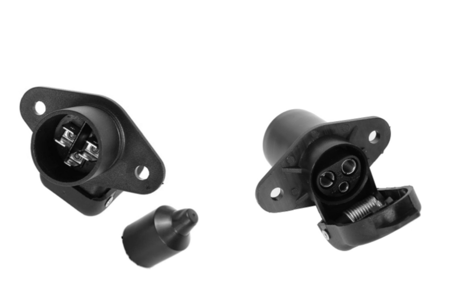European-style car 3-hole plug 3-core socket trailer adapter truck interface RV power cord socket connector