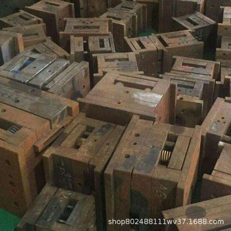 东莞正规回收工厂磨具铁  万兴回收建筑废铁电话