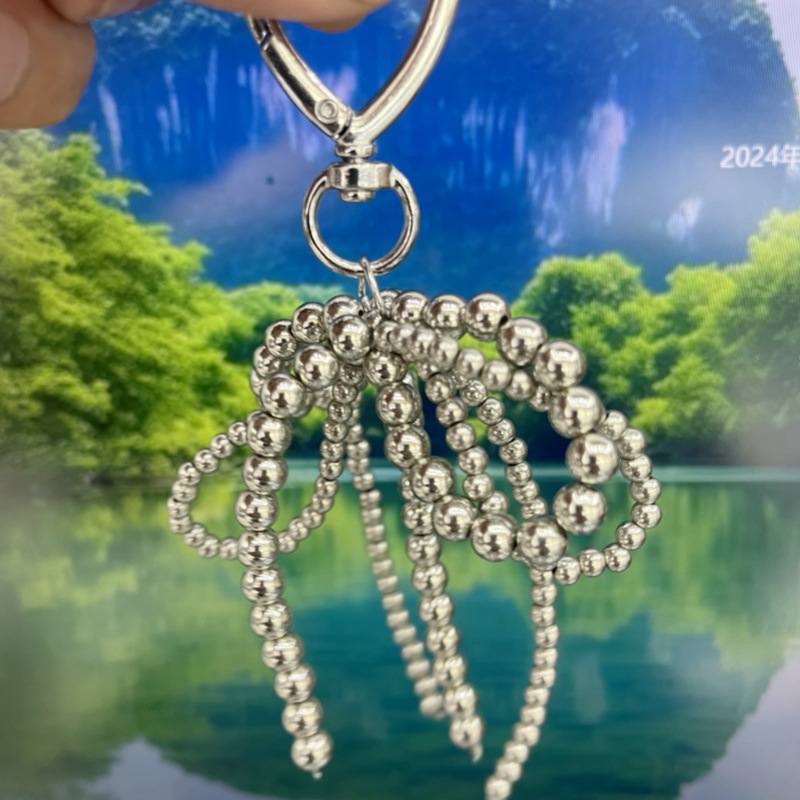 韩国新款高亮珍珠丝带蝴蝶结飘带爱心挂饰 时尚包包钥匙扣挂件女