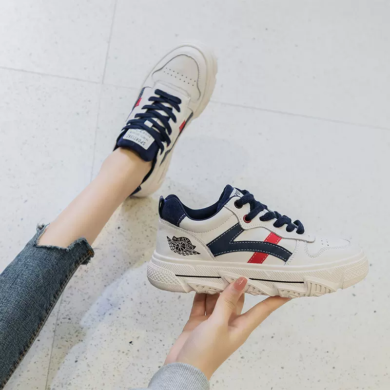 小白鞋女夏2025夏季软底不累脚女鞋百搭透气休闲运动单鞋厚底增高