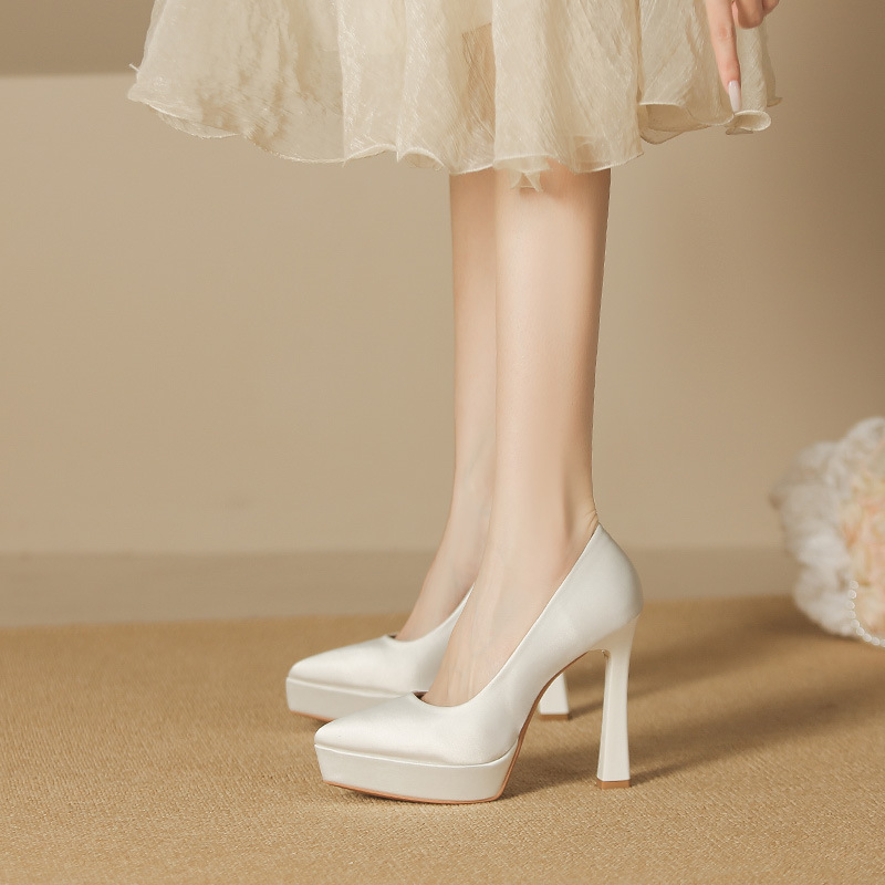 Giày cao gót nữ mũi nhọn đế xuồng platform da lộn, gót 12 cm — Bột sâm banh-12cm