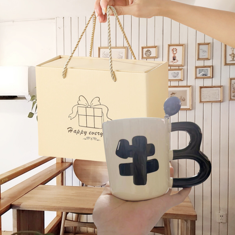 面白いクリエイティブギフトセラミックカップ男性と女性の友人への誕生日プレゼント面白いコーヒーカップ砂彫刻ギフト|undefined