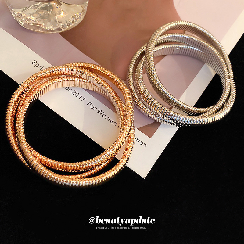 Pulsera elástica de tres capas exagerada retro europea y americana pulsera de diseño creativo personalizada pulsera de lujo ligera de moda para mujeres