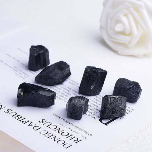 Natural black tourmaline rough stone, black tourmaline, aromatherapy stone, aroma stone, jewelry, ornaments, crafts wholesale