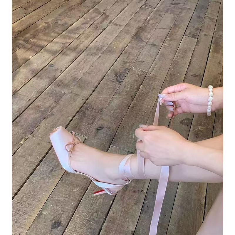 2026 Trendy Lightweight High Heels with No Weighty Feel, Unique Design That Doesn'T Squeeze Toes, Women's Single Shoes