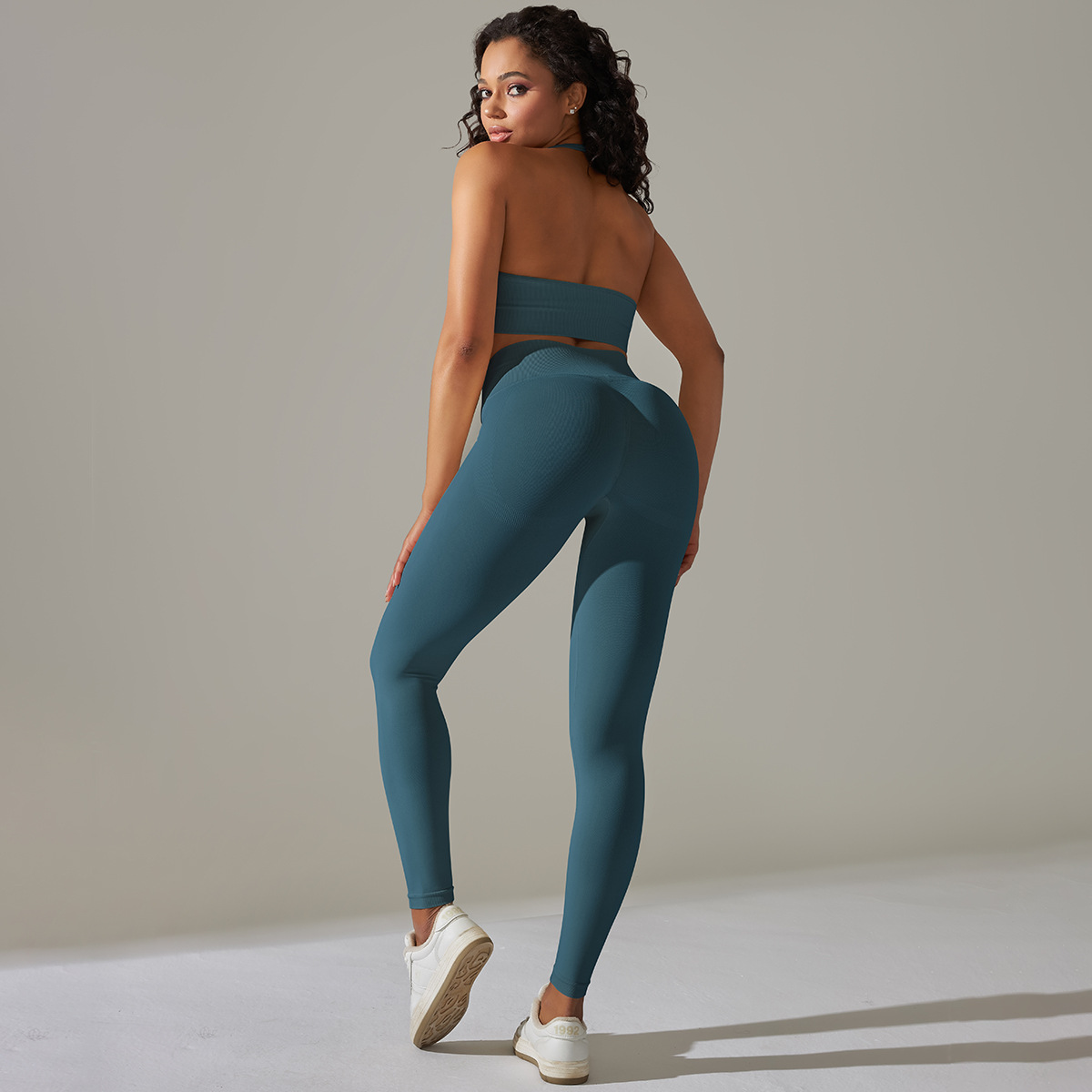 Nueva transfronteriza sin costuras color sólido de alta elástica sujetador deportivo ropa interior ropa de yoga traje correr fitness deportes de dos piezas conjunto