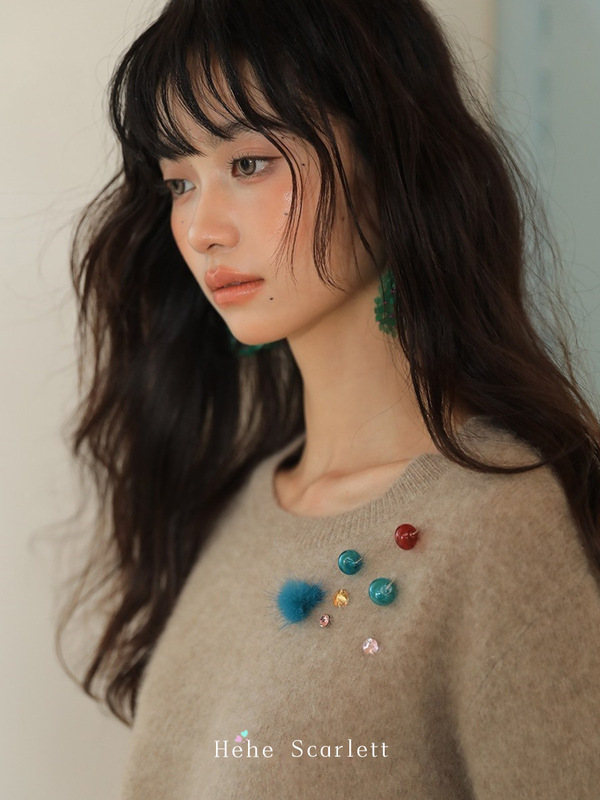 你的呵呵｜织物之美软糯绒感手工钻短袖毛衣针织上衣|undefined