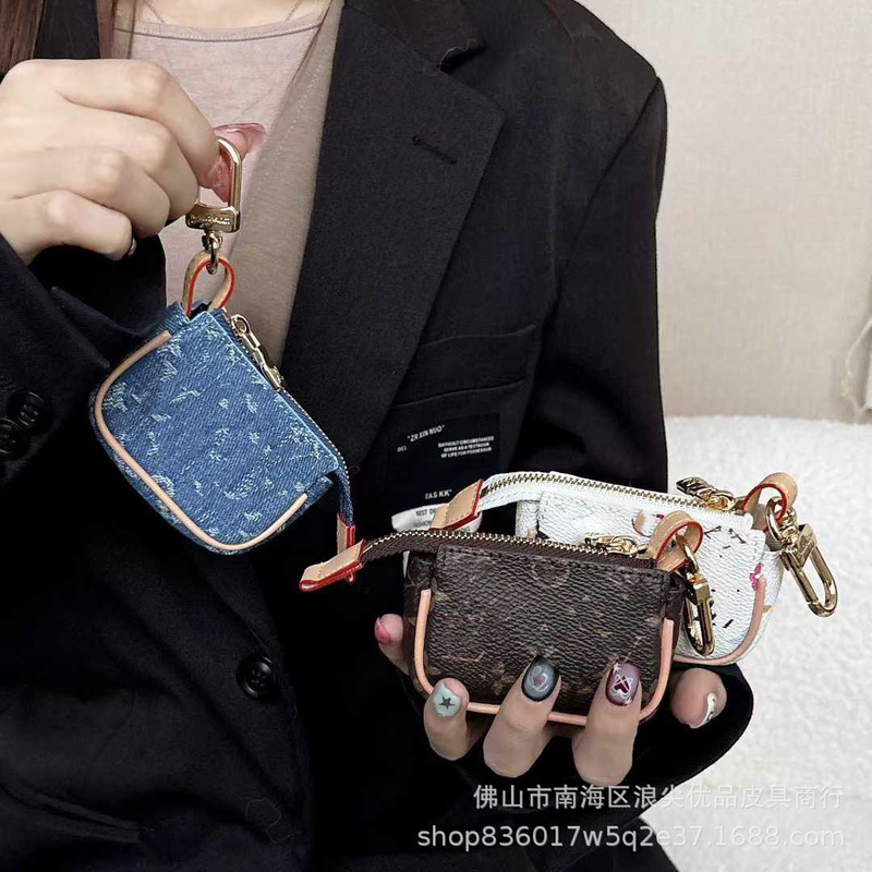 European and American Trendy Brands, High-End Simple Bags, Fashionable New Styles, Versatile Chain Shoulder Crossbody Small Bags, Retro Versatile Bags for Women