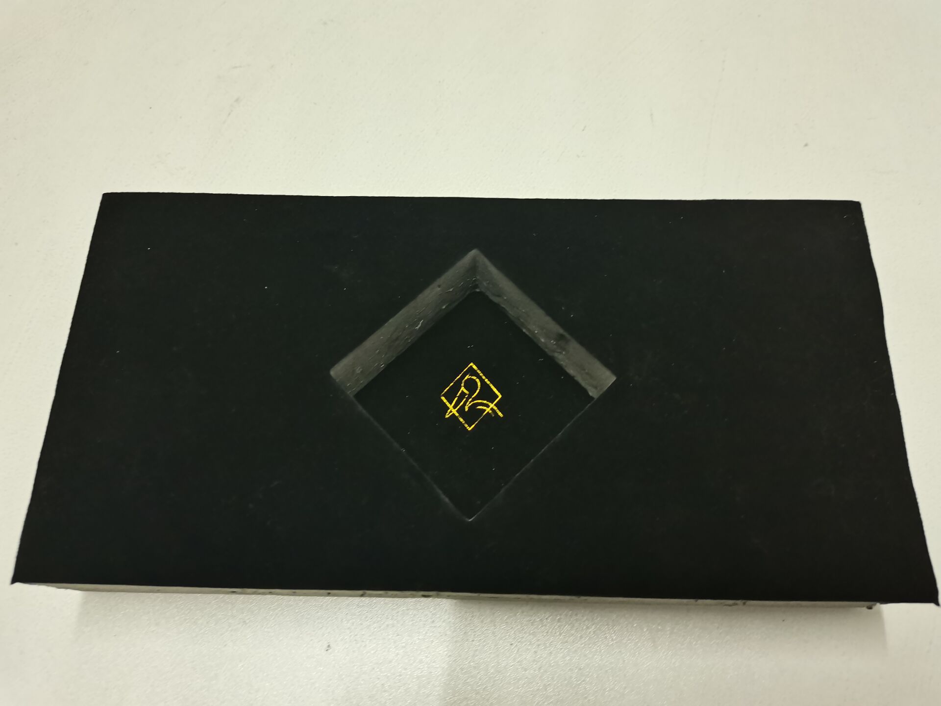 厂家供应黑色EVA表绒布缓冲包装泡沫/黑色EVA表黑色绒布缓冲包装