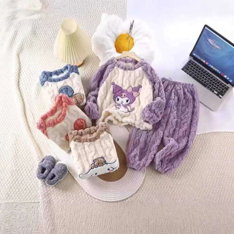 云朵绒家居服2025新款提花舒棉绒亲子装加厚保暖两件套厂家批发潮