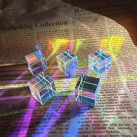 水晶工艺品;小夜灯;树脂工艺品