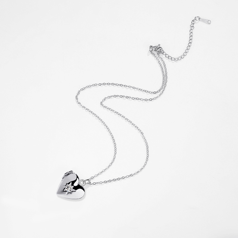 Titanium Steel, Copper Chain Material 1 Piece Quantity Titanium Steel Copper 18K Gold Plated Rose Gold Plated White Gold Plated Plating Inlay Heart Shape Rhinestones Locket Necklace