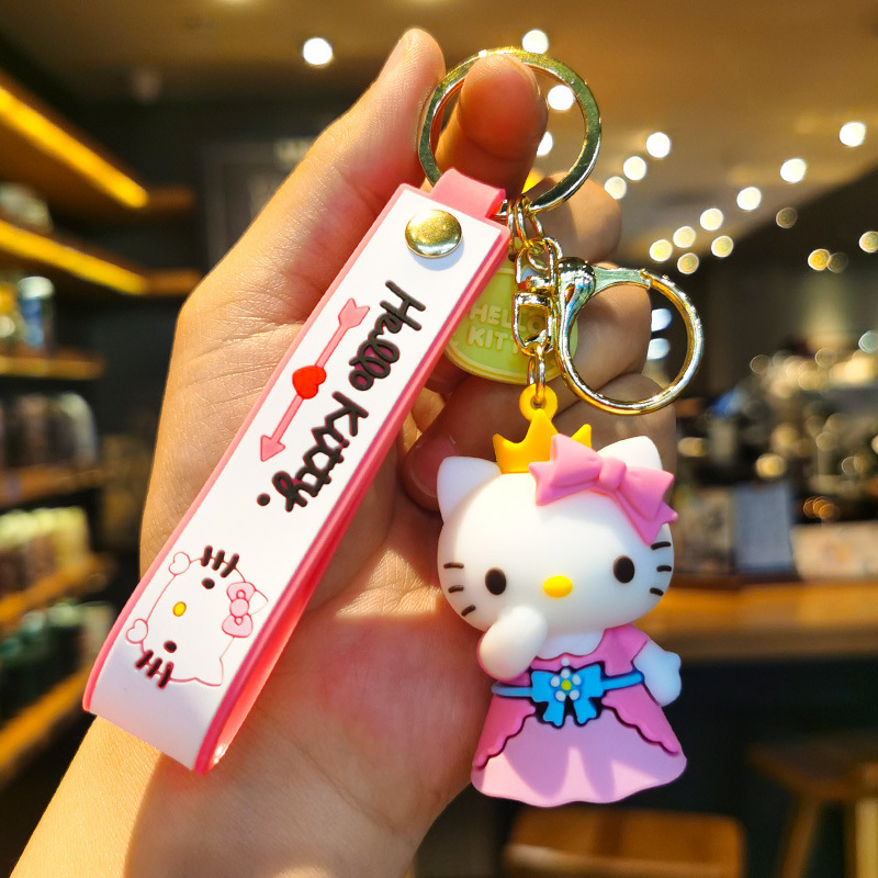 El llavero de Sanrio llavero, la muñeca colgante, la máquina de muñecas, tuiteó un pequeño regalo de menos de 10 yuanes.