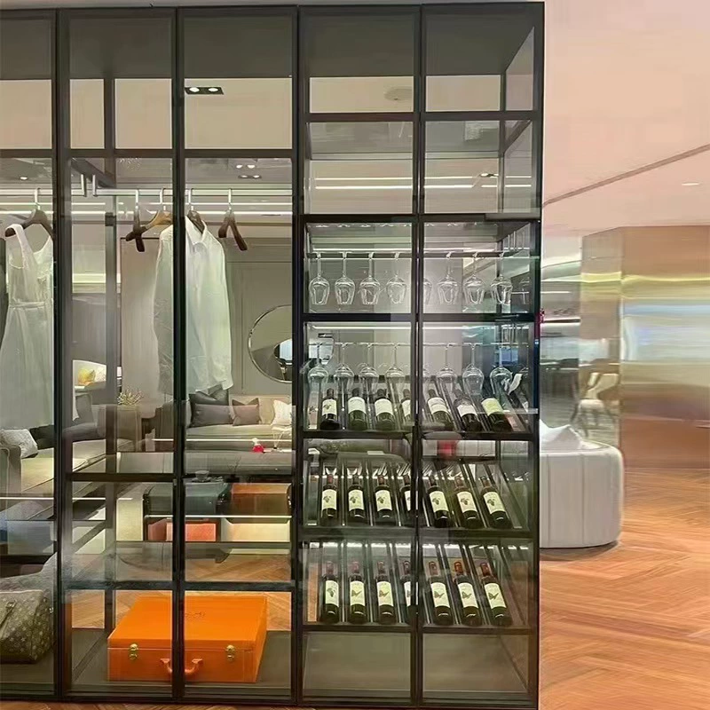 стеклянный шкаф