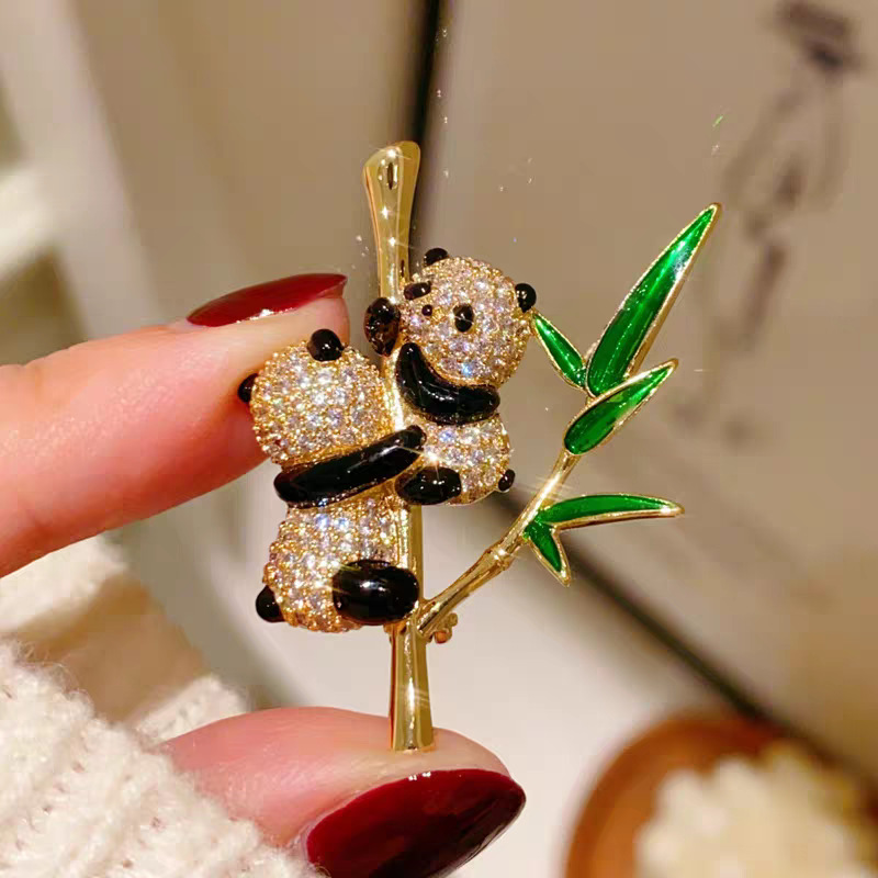 New Chinese-Style Double Panda Bamboo Brooch, National Style Enamel Bamboo Animal Pin, Suit and Qipao Brooch Accessory