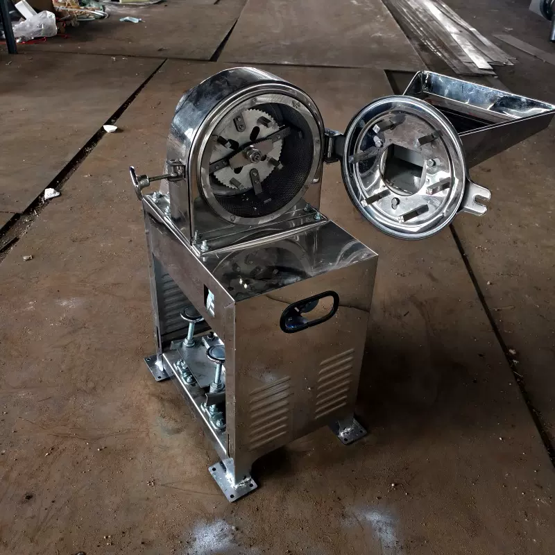 高粱黄豆磨粉机 小型花椒调料粉碎机 家用木薯玉米粒粉碎机