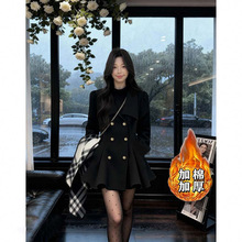 赫本小香风黑色毛呢外套女冬季高级感夹棉加厚收腰中长款呢子大衣