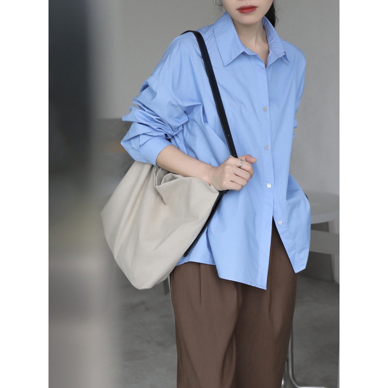 Minimalistic blue shirt